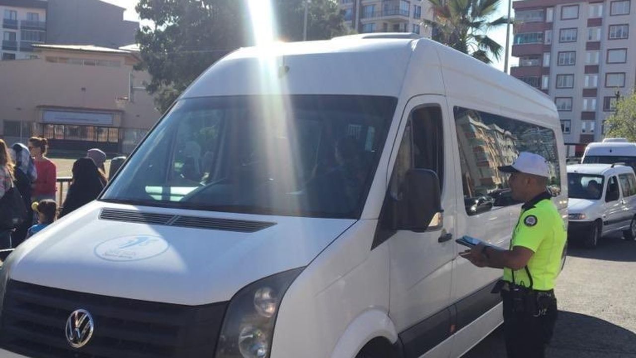 Giresun'da Trafik Güvenliği İçin Yeni Uygulama: Durak Disiplini