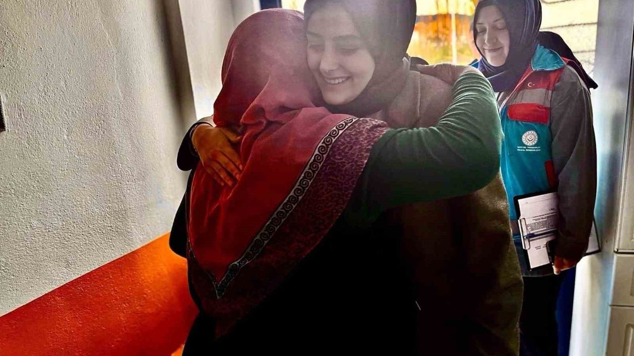 Gölpazarı Kaymakamı Feyza Nur Kılıç, Vatandaşlarla Buluştu