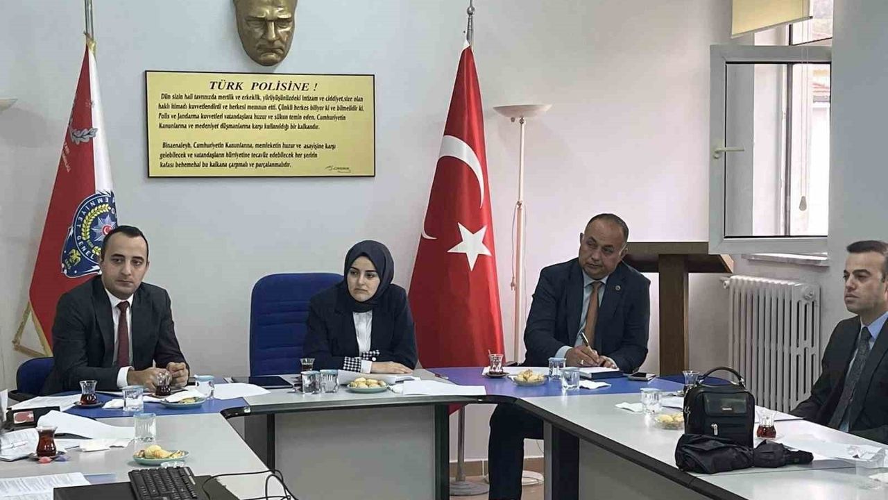 Gölpazarı'nda Bağımlılıkla Mücadele Toplantısı Yapıldı