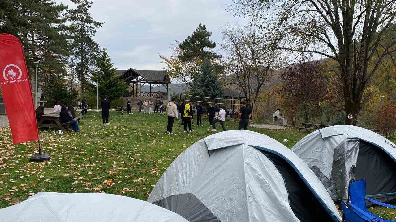 Gönüllü Gençler Samandere'de Buluştu