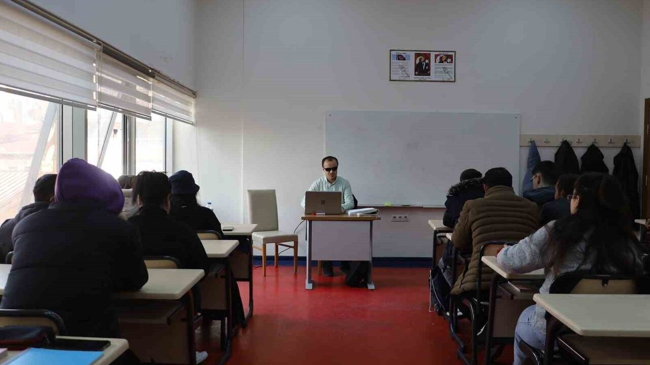 Görme Engelli Öğretmenlerden Cesur Adımlar