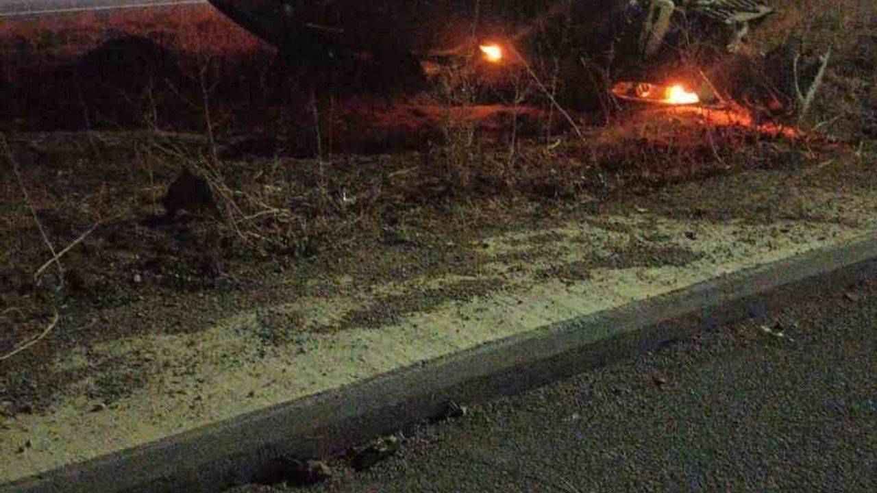 Gümüşhane'de Kontrolden Çıkan Araç Ters Döndü