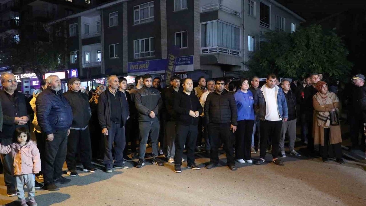 Gürcistan'da Düşen Askeri Uçakta Şehit Olan 20 Askerin Naaşları Ankara'ya Getirildi