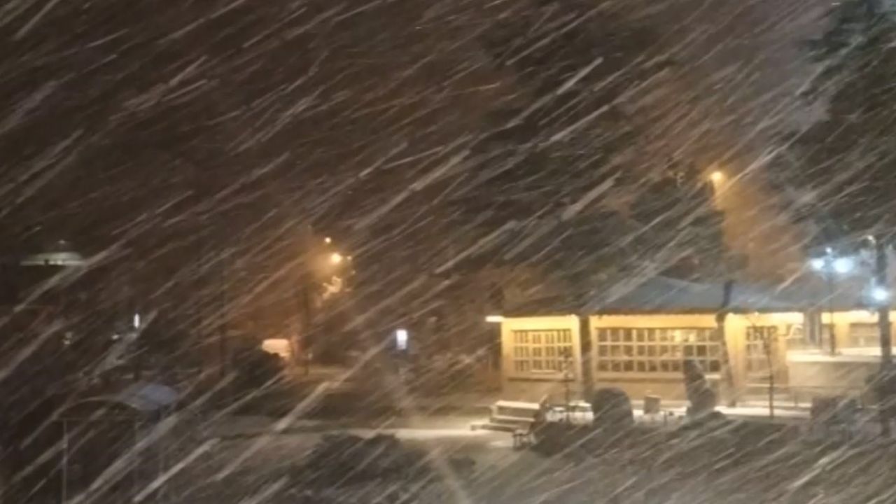 Güzelyurt'ta Kar Yağışı Etkili Oluyor