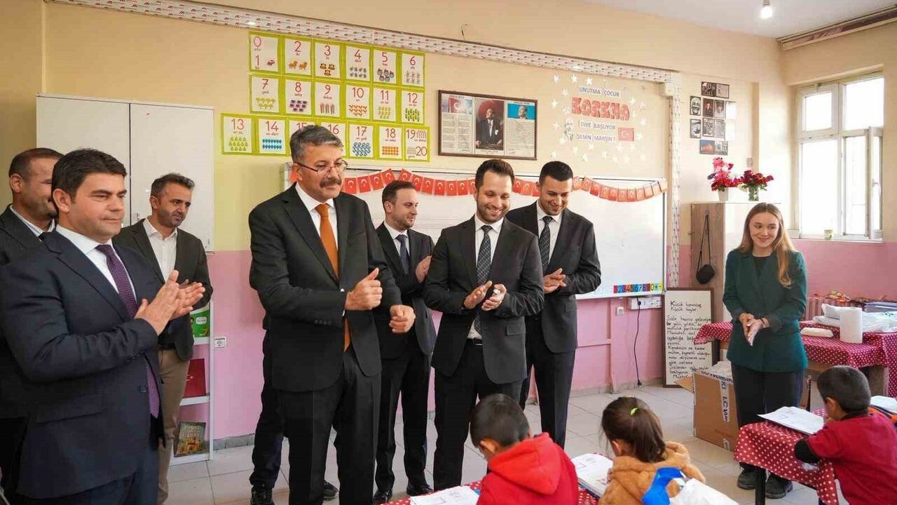 Hakkari'de Şehit Korkmaz Bilişim Sınıfı Açıldı