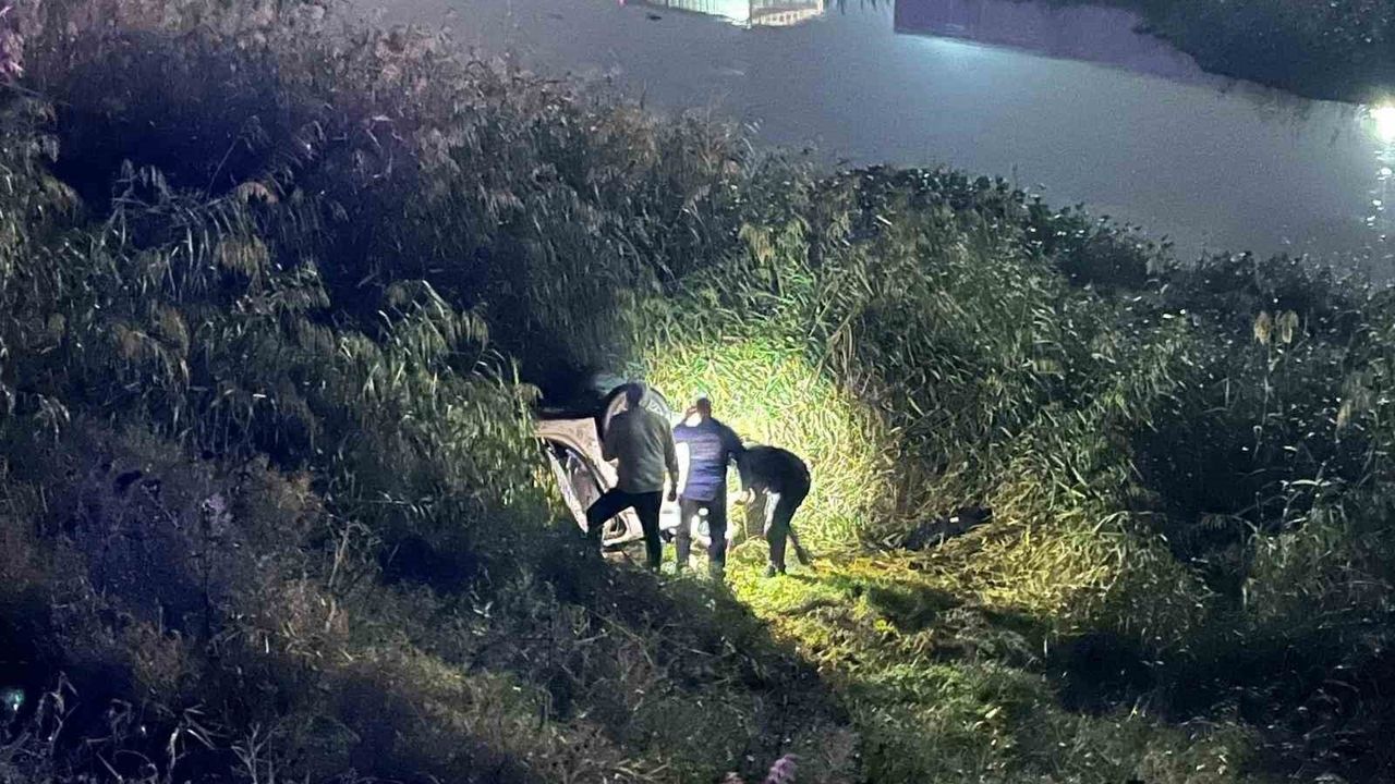 Hatay'da Göçmen Kaçakçısı Kazada Yakalandı