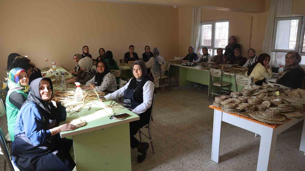 Hatay'da Su Sümbülleri ile Kadınların İstihdamı