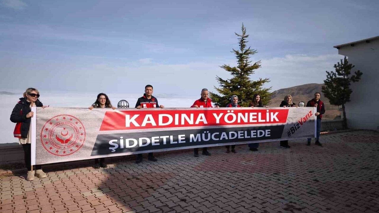 Hazarbaba Zirvesi'nde Kadına Yönelik Şiddete Hayır Dedi