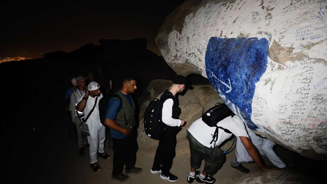 Hicret Rotasında Manevi Yolculuk Başladı