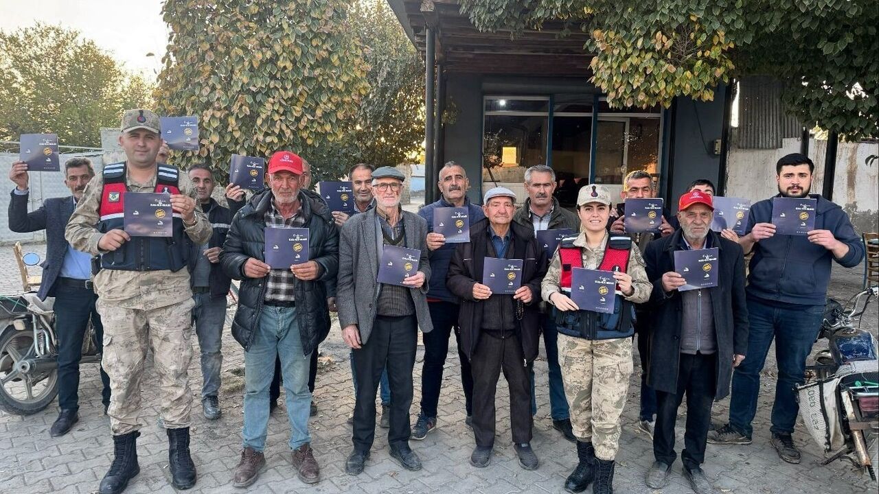 Iğdır'da Kadına Şiddete Karşı Bilgilendirme Faaliyeti