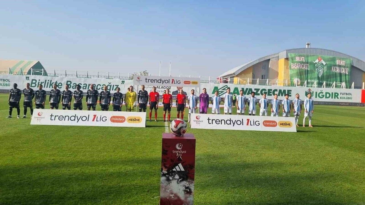 Iğdır FK, Erzurumspor'u 2-1 Yenerek 3 Puan Aldı