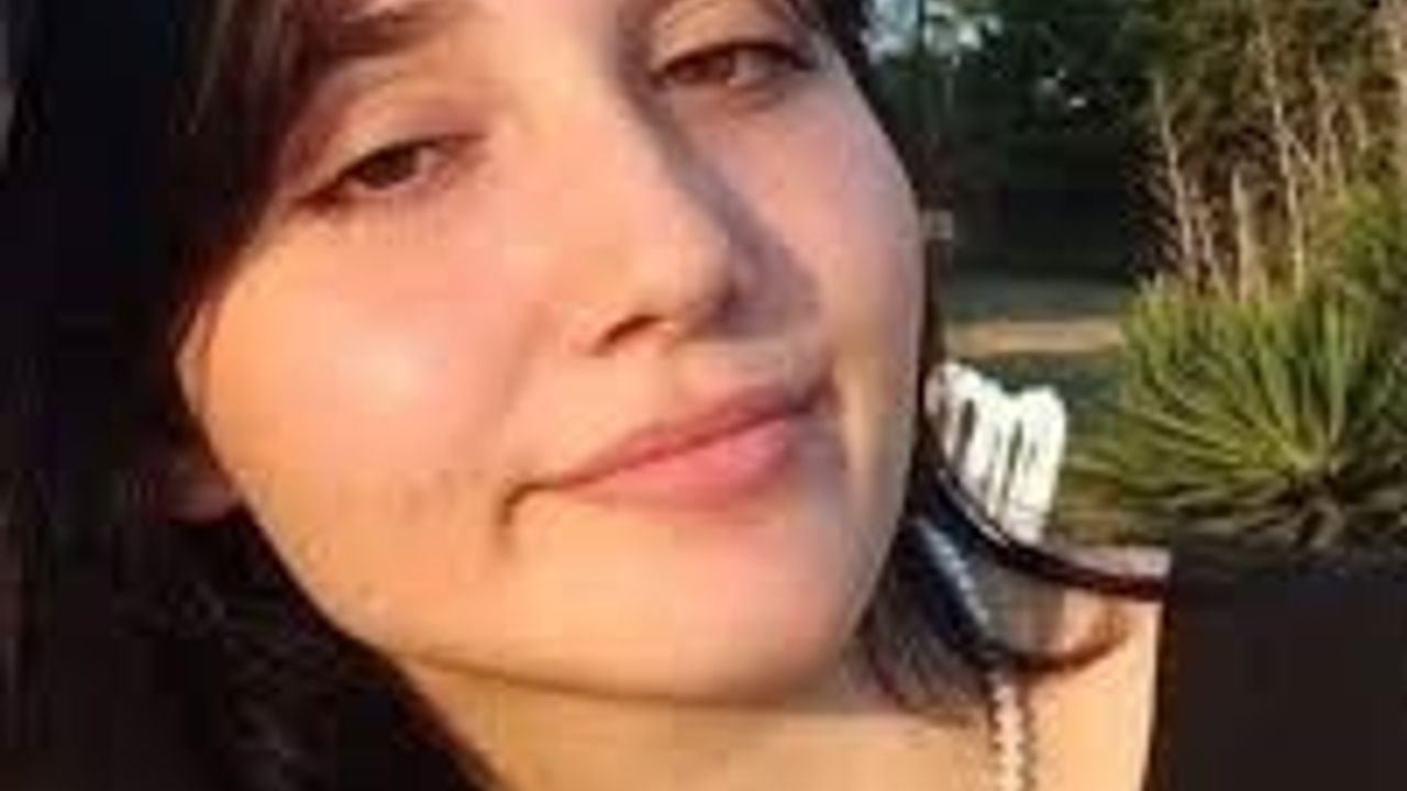 İkbal Uzuner Mezarı Uygunsuz Hareketler Sonucu Üç Şahıs Tutuklandı