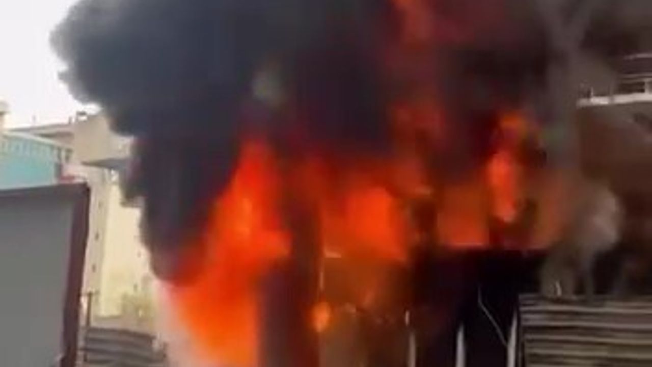 İnşaat Alanındaki Konteynerde Yangın