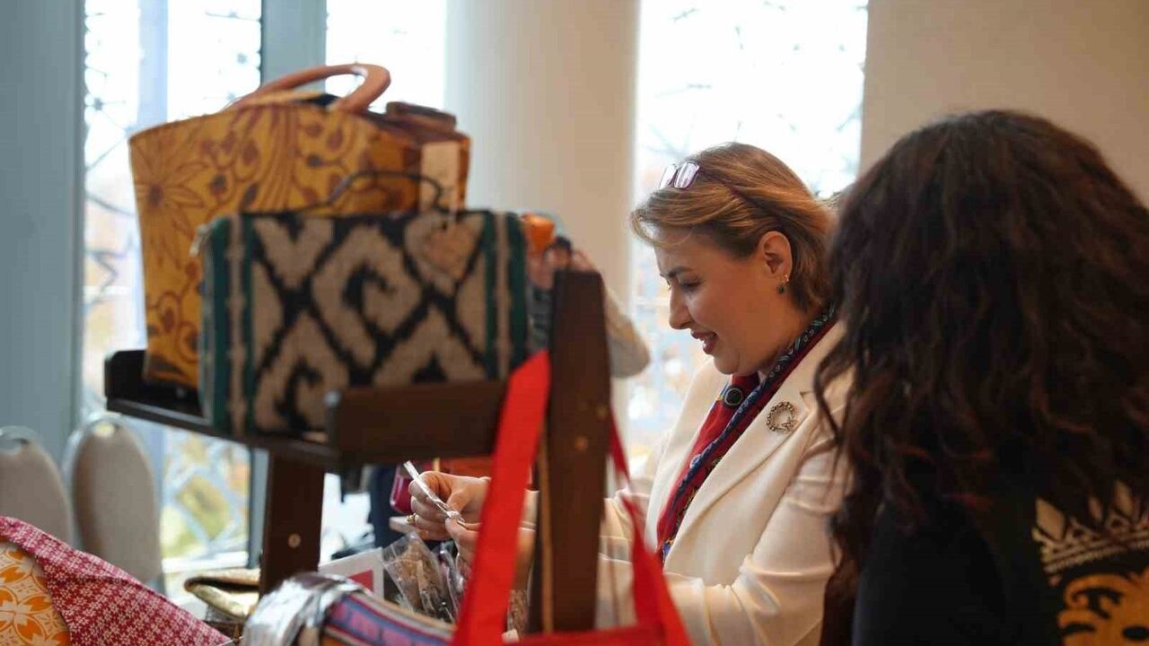 İslam Mirası Derneği'nin Yıllık Pazarı Büyük İlgi Gördü