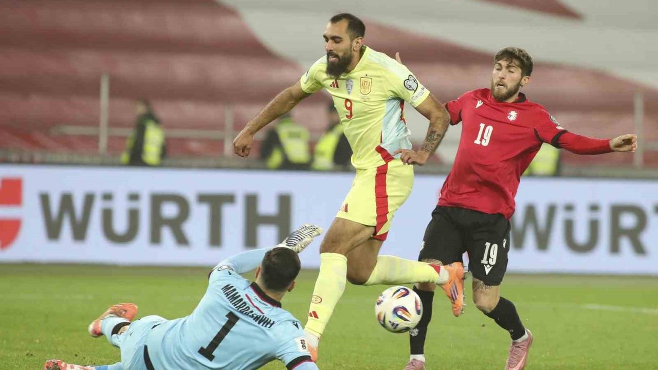 İspanya Gürcistan'ı Farklı Geçti