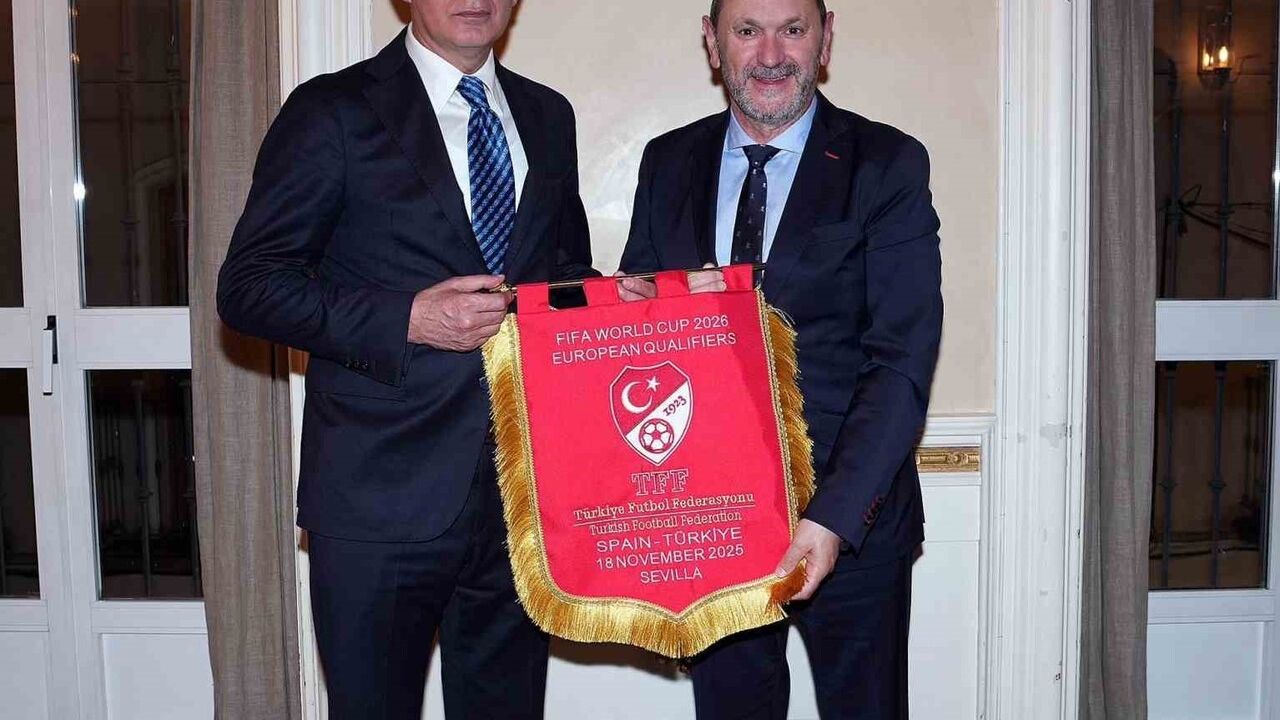 İspanya ve Türkiye Resmi Maç Yemeğinde Buluştu