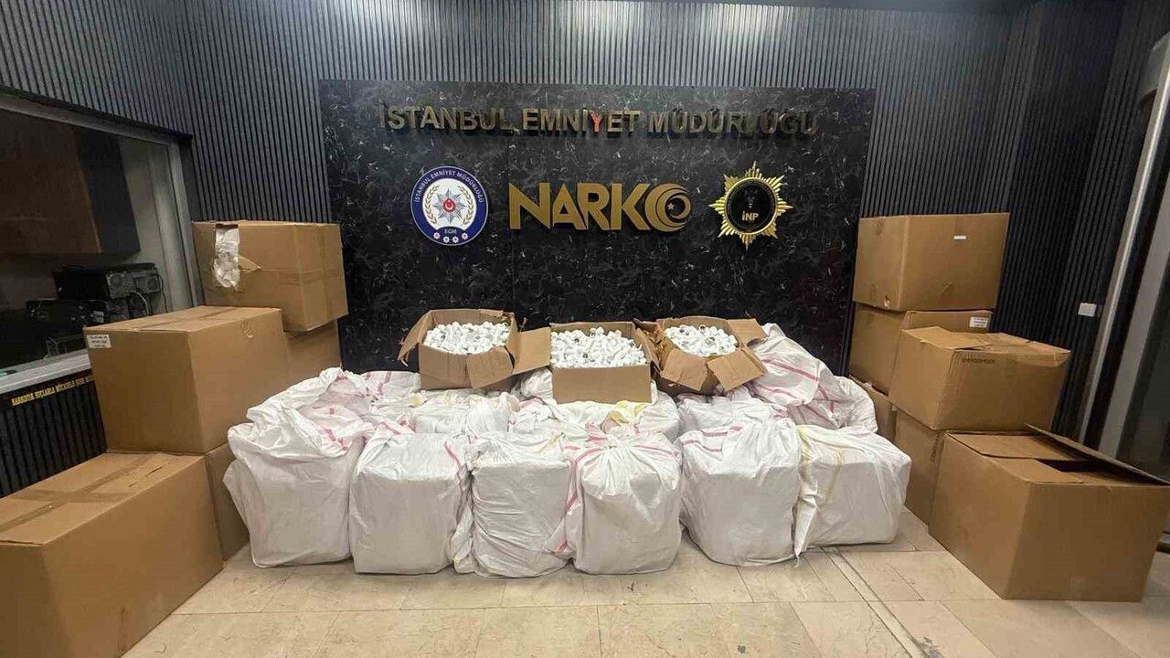 İstanbul'da 577 Binden Fazla Uyuşturucu Hap Ele Geçirildi