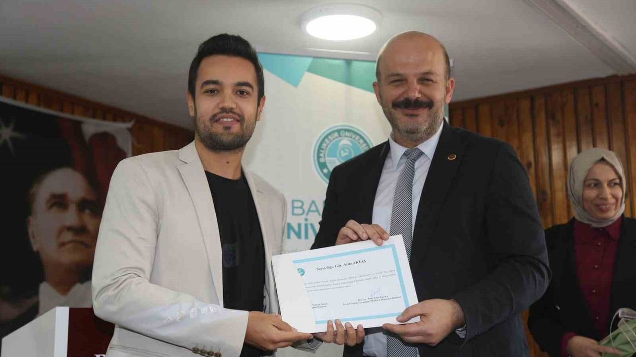 İvrindi'de Kanser Farkındalığı Paneli Düzenlendi