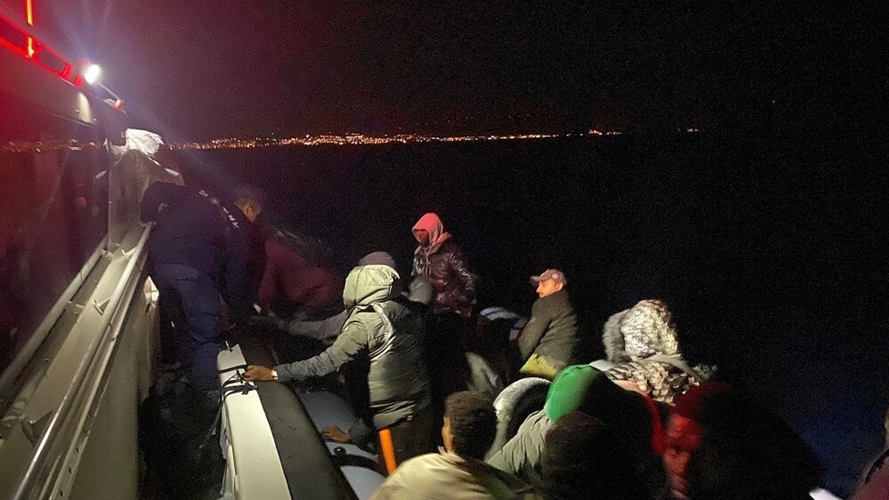 İzmir Açıklarında Düzensiz Göçmen Operasyonu