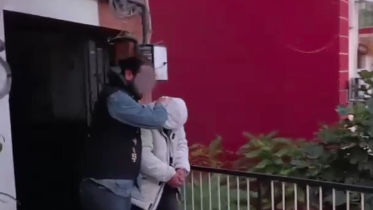 İzmir'de Şafak Operasyonu: 145 Gözaltı