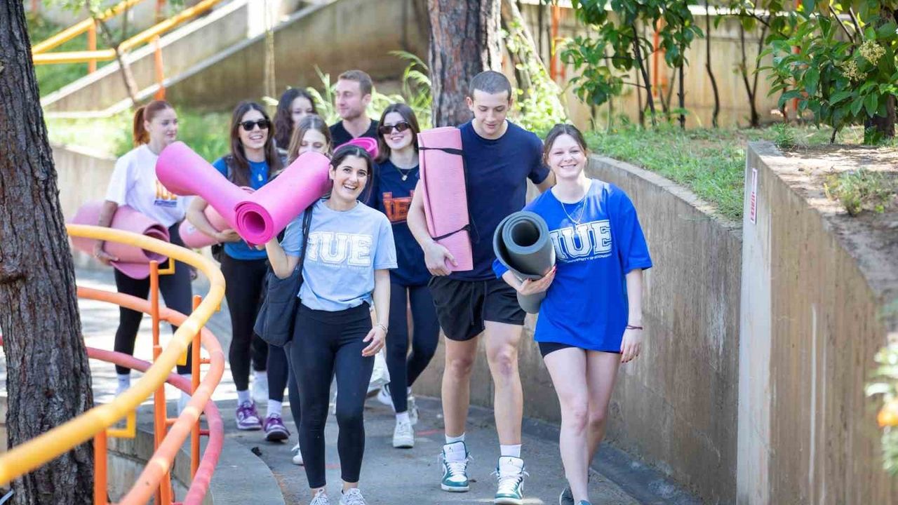 İzmir Ekonomi Üniversitesi 'Sağlıklı Kampüs' ile Dünya Finalinde