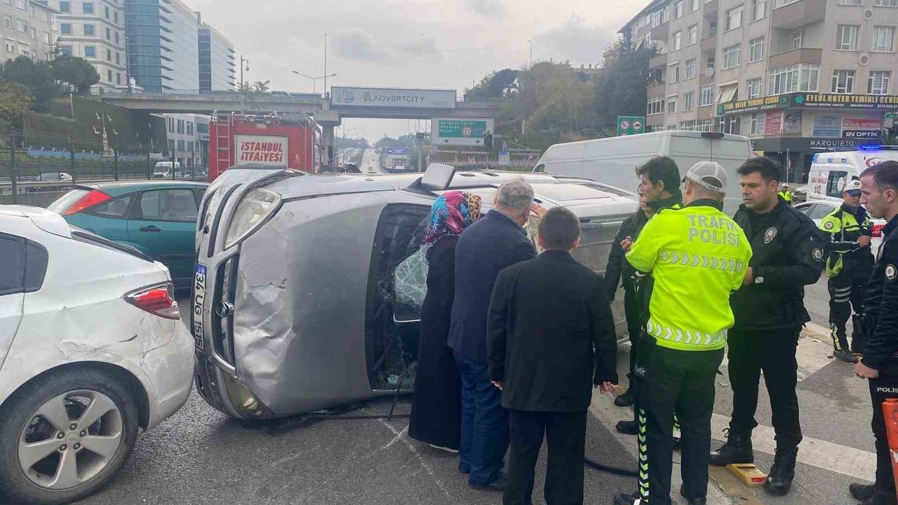 Kadıköy Avrasya Tüneli Girişinde 3 Araçlı Kaza