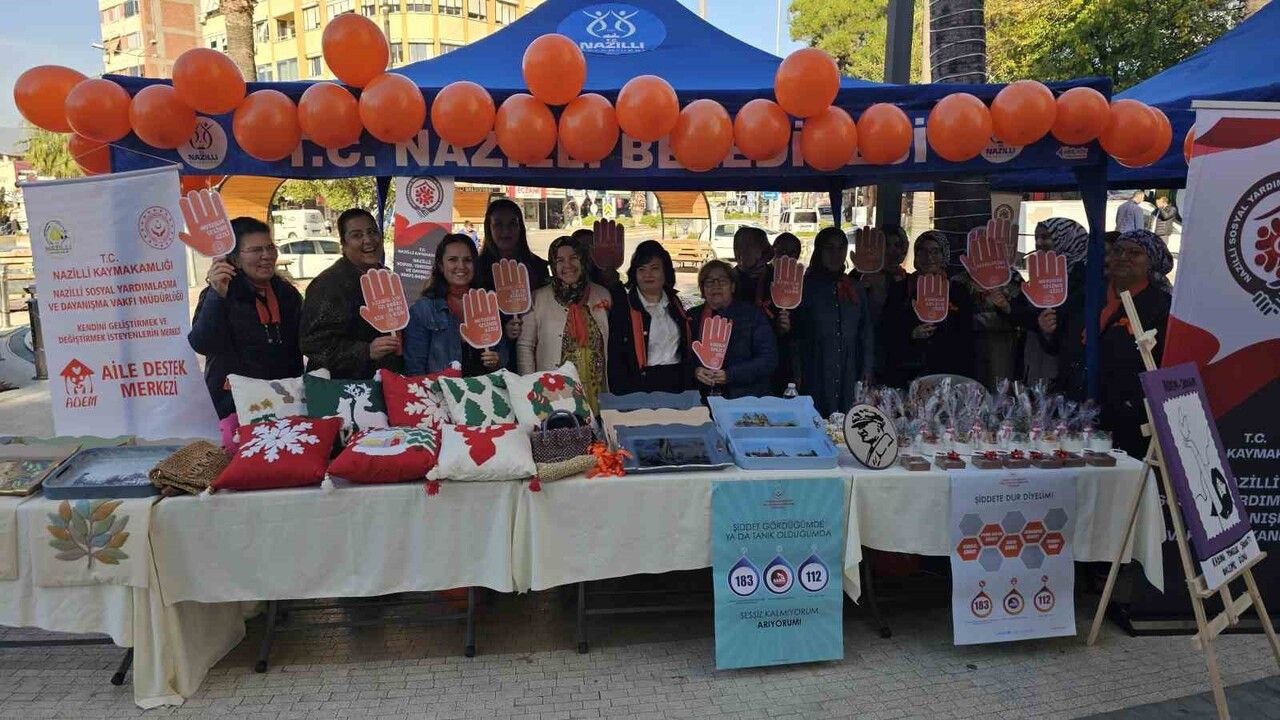 Kadına Şiddete Dikkat Çeken Sergi Açıldı