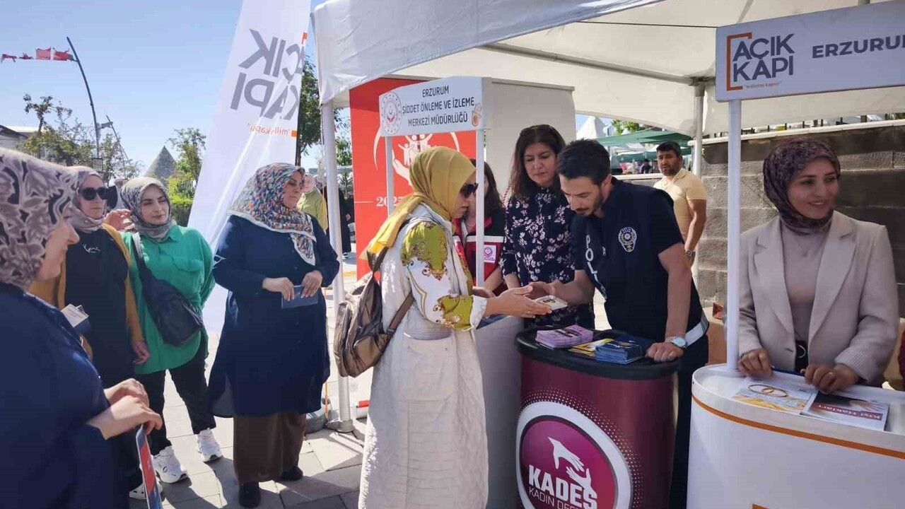 Kadına Yönelik Şiddetle Mücadele İçin Bilgilendirme Faaliyetleri Devam Ediyor
