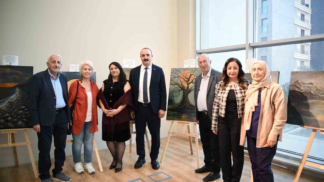 Kadınları Üretime Teşvik Eden Sergi Açılışı