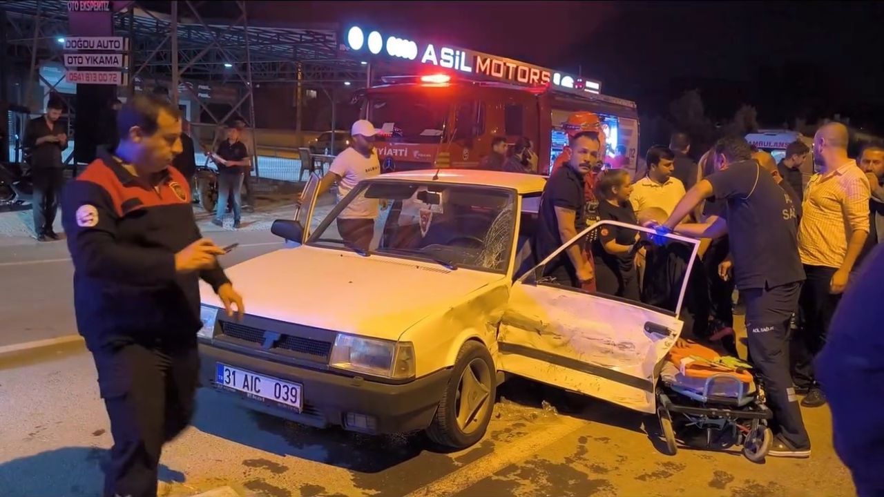 Kafa Kafaya Çarpışma: 3 Yaralı