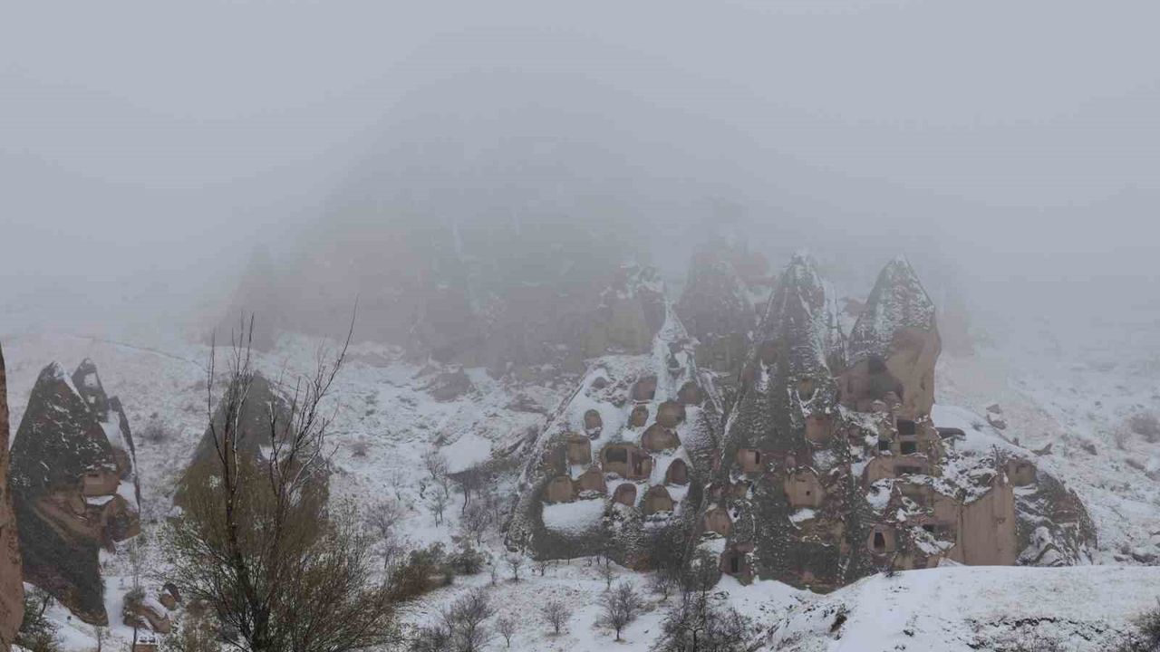 Kapadokya'da İlk Kar Tutkusu