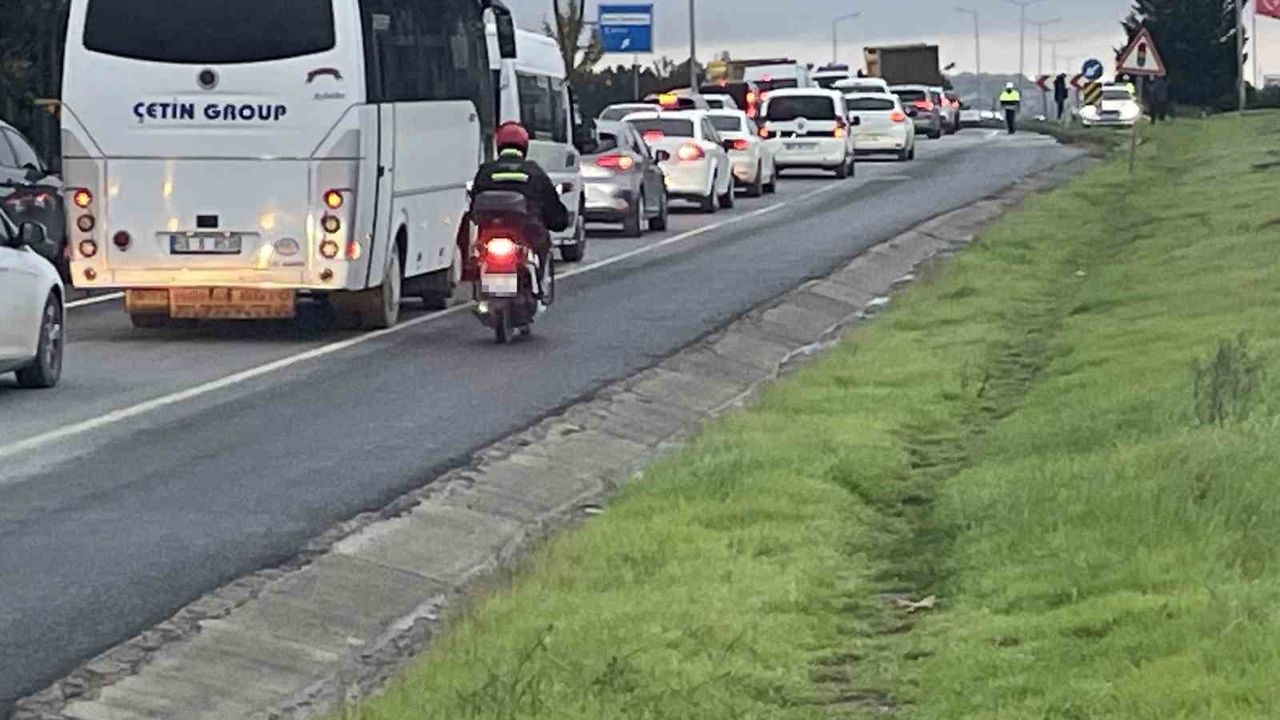 Kapaklı’da Emniyet Şeridi İhlaline 9 Bin Lira Ceza Uygulandı