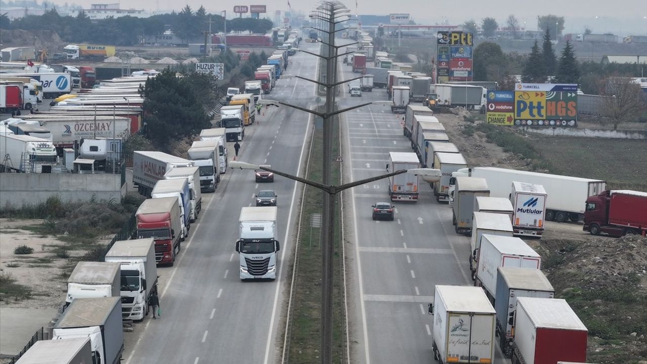Kapıkule Sınır Kapısı'nda Uzun Tır Kuyruğu