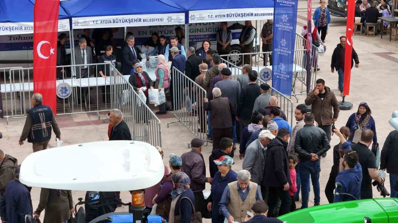 Karacasu'da Ata Tohumları Vatandaşlarla Buluşturuldu