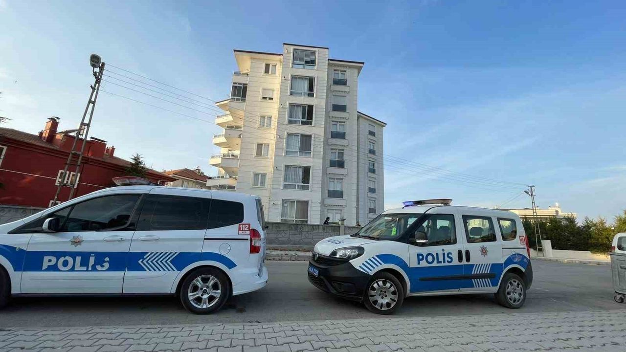 Karaman'da Düşme Olayı: Öğretmen Hayatını Kaybetti