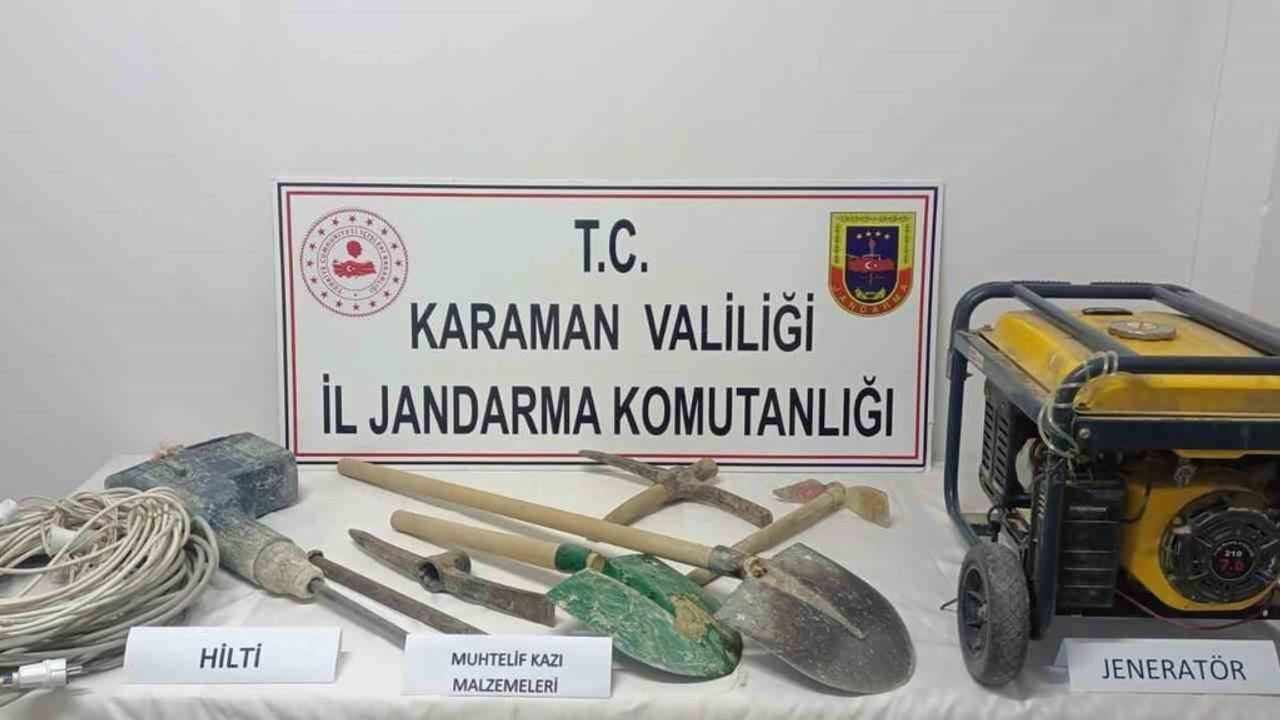Karaman'da Uyuşturucu ve Kaçak Malzeme Operasyonu: 4 Tutuklama