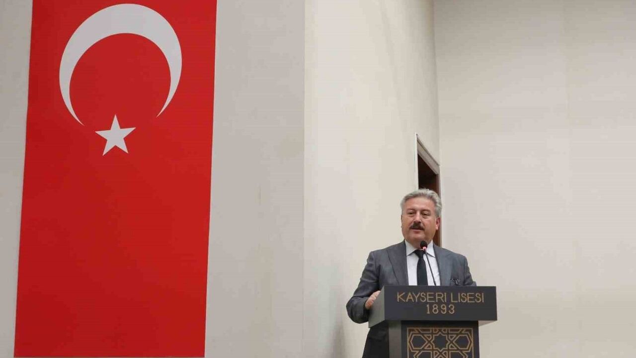 Kariyer Günleri: Başkan Palancıoğlu, Kayseri Lisesi Öğrencileriyle Buluştu