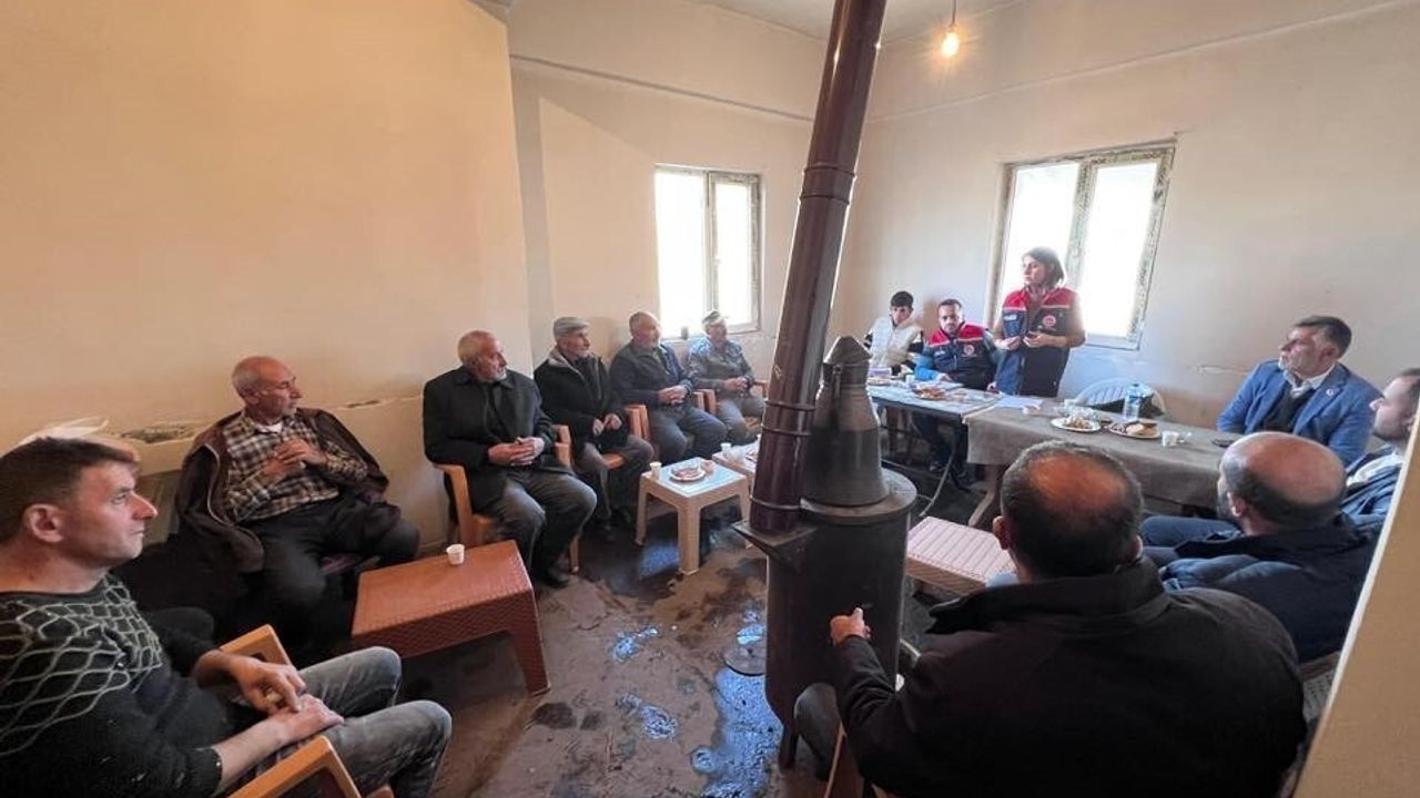 Kars'ta Üreticilere Buzağı Eğitimi