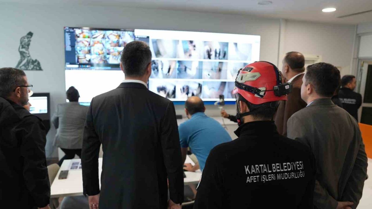 Kartal Belediyesi'nde Başarılı Deprem Tatbikatı