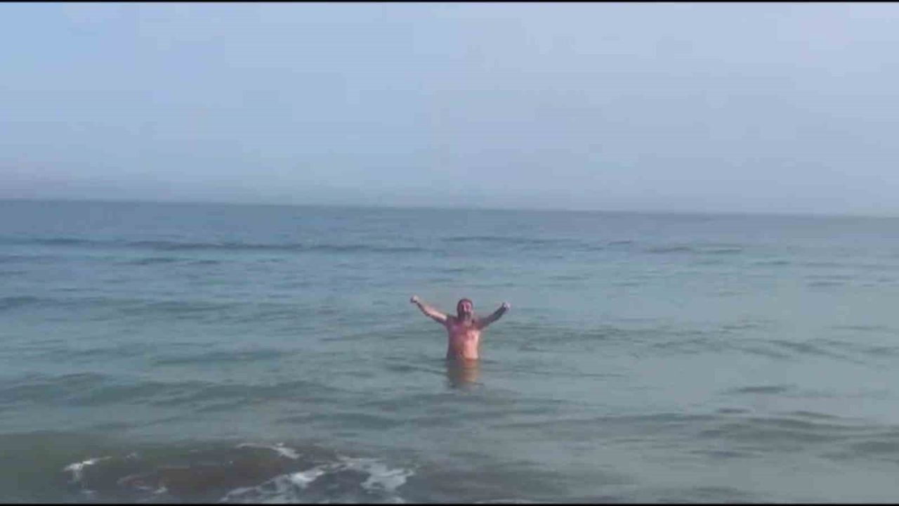 Kasım Ayında Sıcak Havada Deniz Keyfi