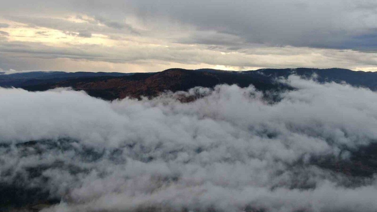 Kastamonu Yaylalarında Sisli Sonbahar Manzaraları