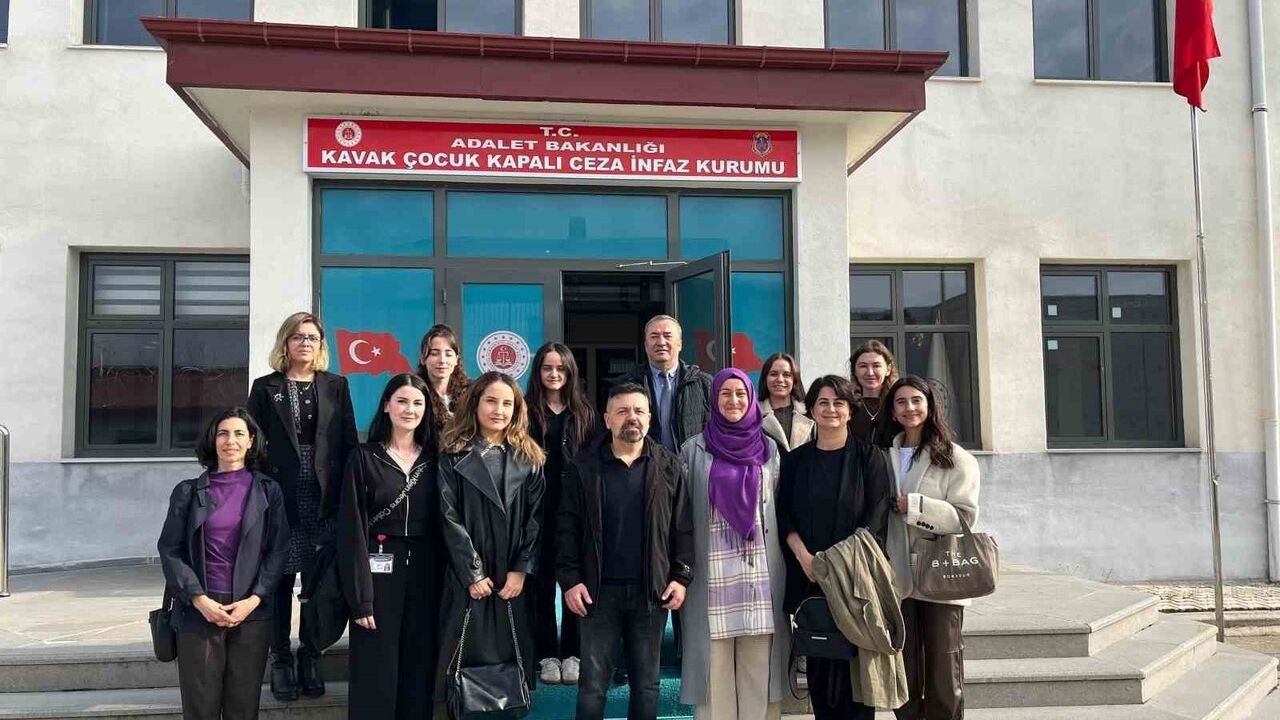 Kavak Çocuk Cezaevi'nde Gelişim ve İletişim Söyleşisi Düzenlendi