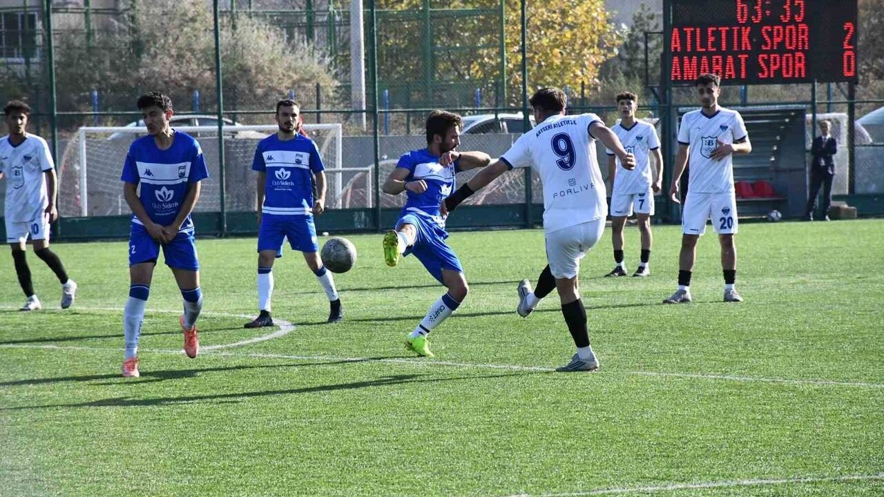 Kayseri Atletikspor'un Zaferi: Liderlik Koltuğu Yeniden Onların