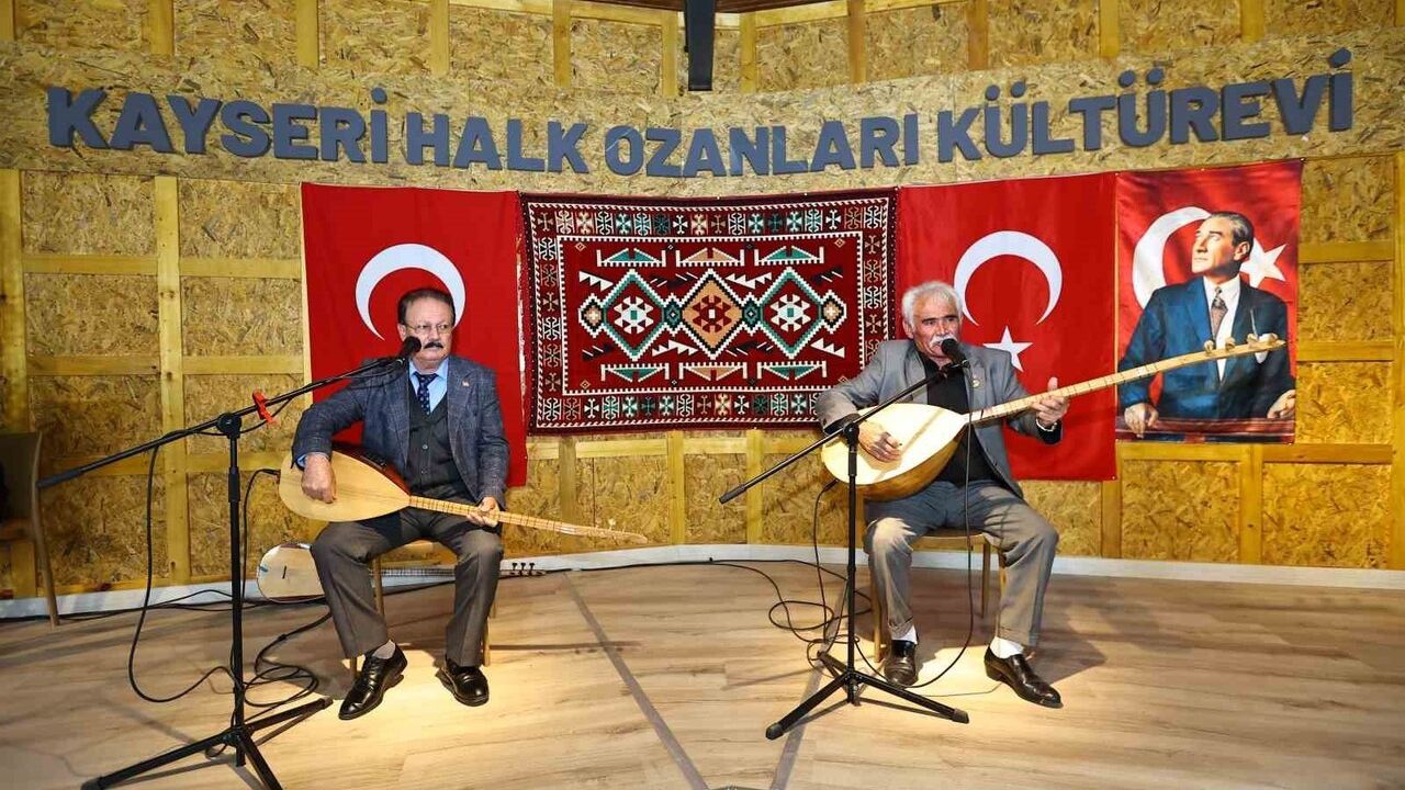 Kayseri'de Ozanlar ve Muhtarlar Buluştu