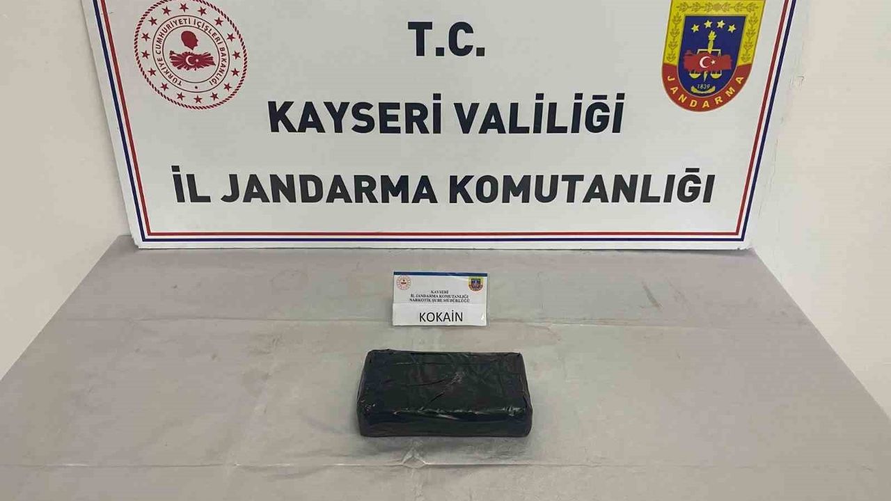 Kayseri'de Uyuşturucu Operasyonu: 1 Kilo 200 Gram Ele Geçirildi