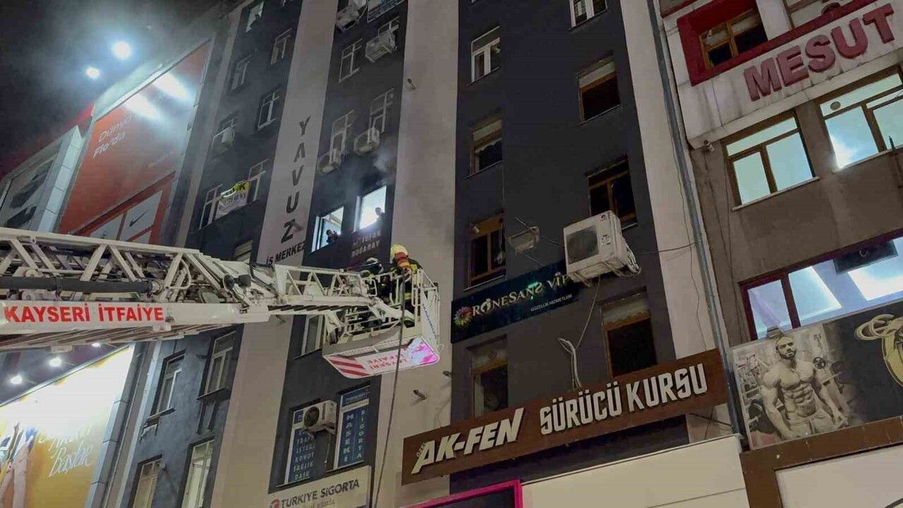 Kayseri'de Yangın Kontrol Altına Alındı
