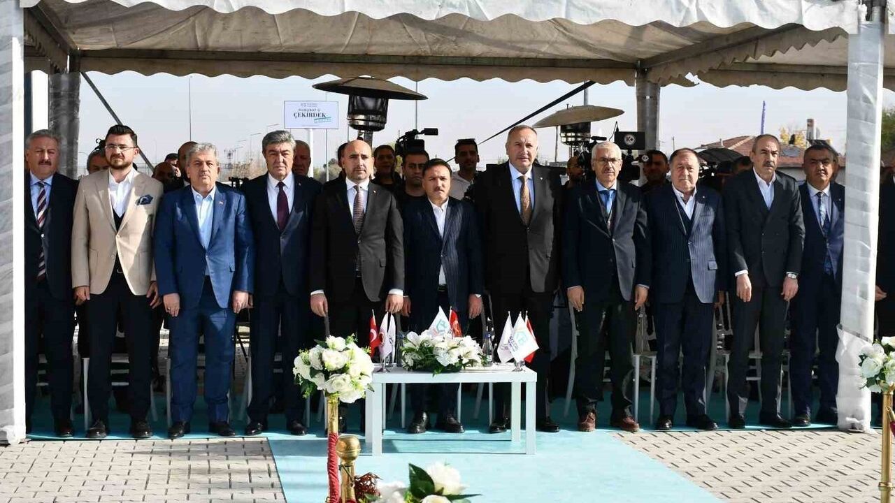 Kayseri'de Yenilikçi Hububat ve Çekirdek Merkezi Açıldı