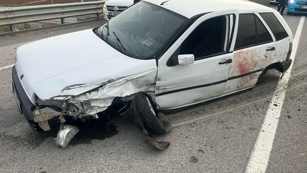 Kayseri'de Yoldan Çıkan Araçta Trajik Kaza