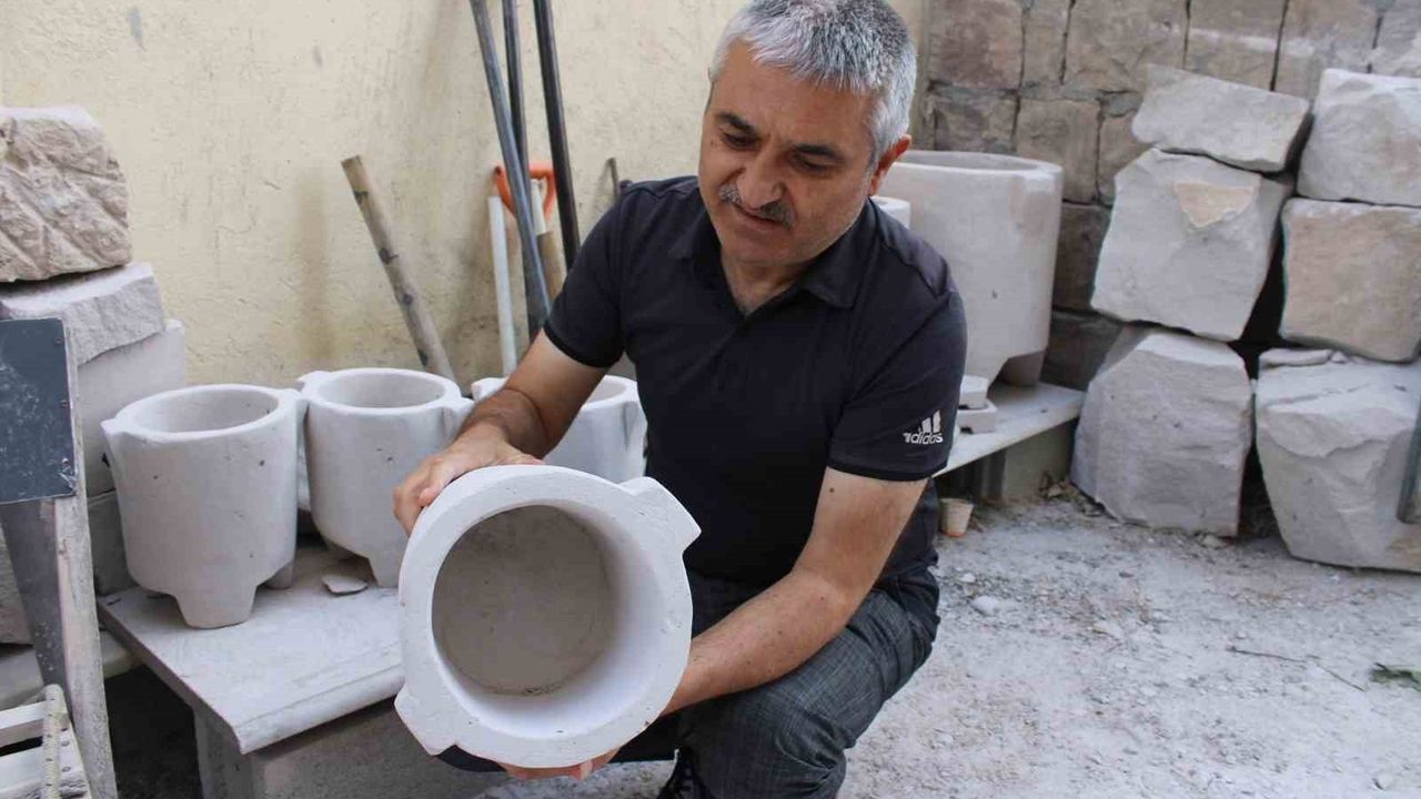 Kayseri'deki Eşsiz Dorak Taşı ve Oğuz Ayata