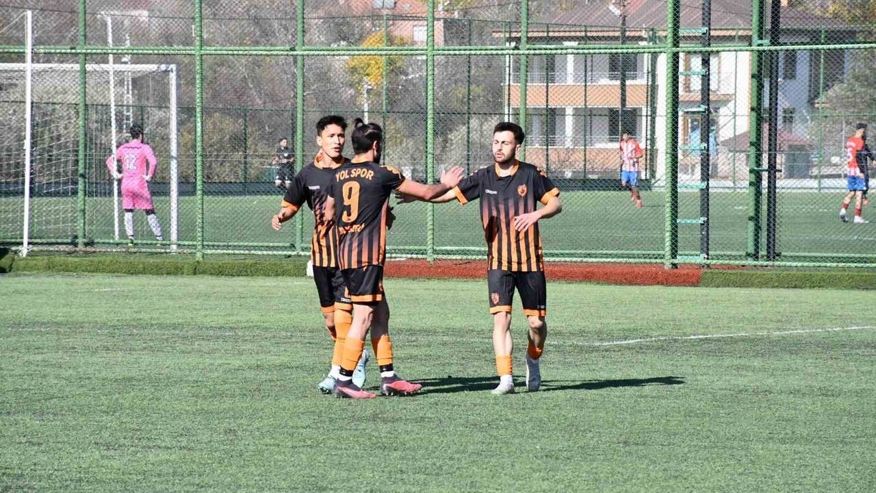 Kayseri Yolspor Liderliğini Sürdürdü